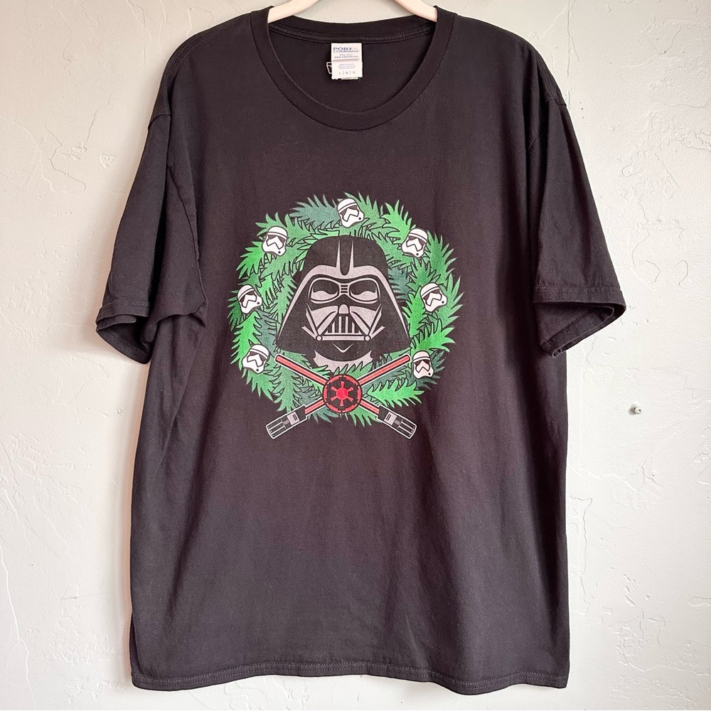 Star Wars Darth Vader Christmas Wreath Black Short Sleeve Tee Size‎ Large EUC